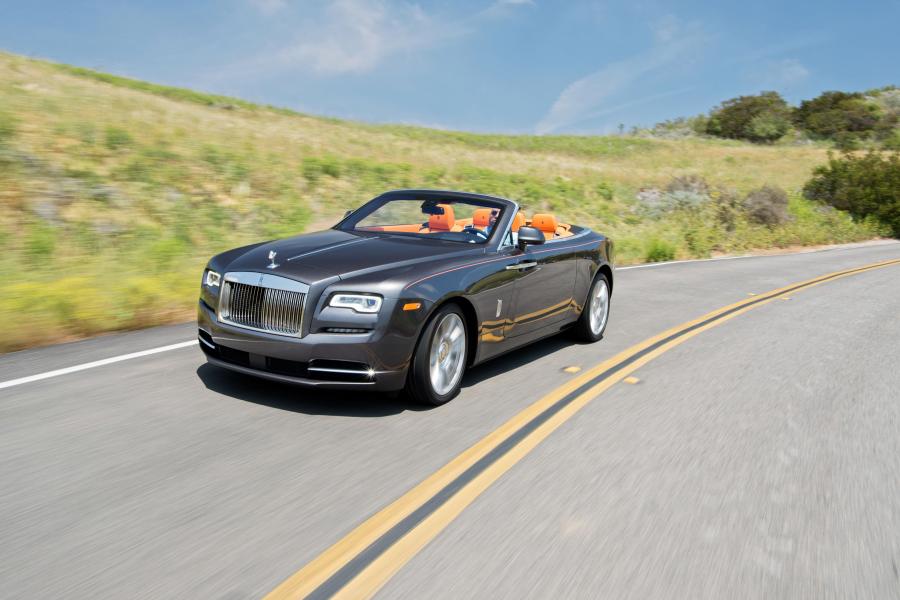 Rolls-Royce Dawn 2016 года  (US) (фото 16 из 30)